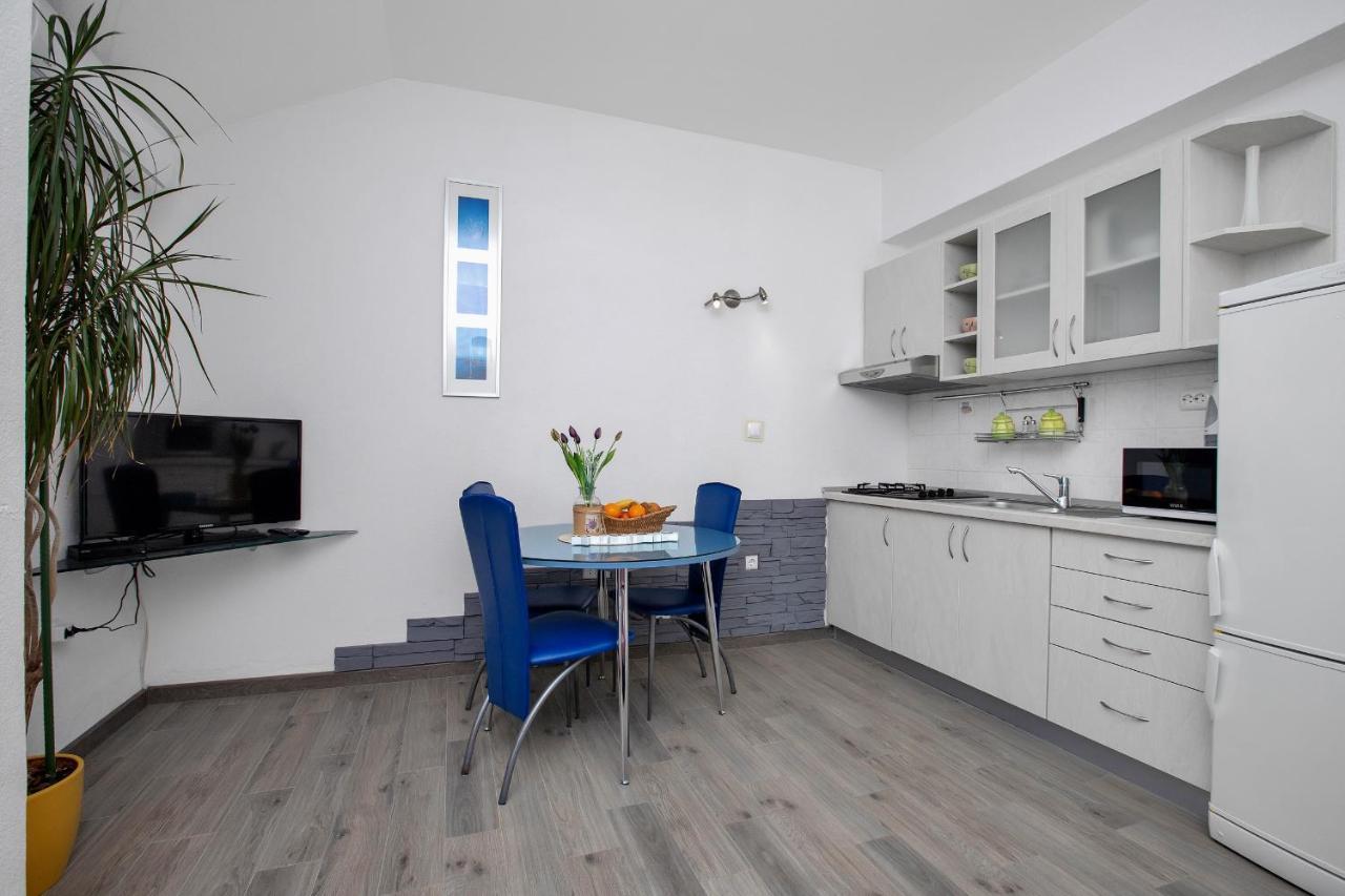 Apartments By The Sea Drasnice, Makarska - 2581 Zewnętrze zdjęcie