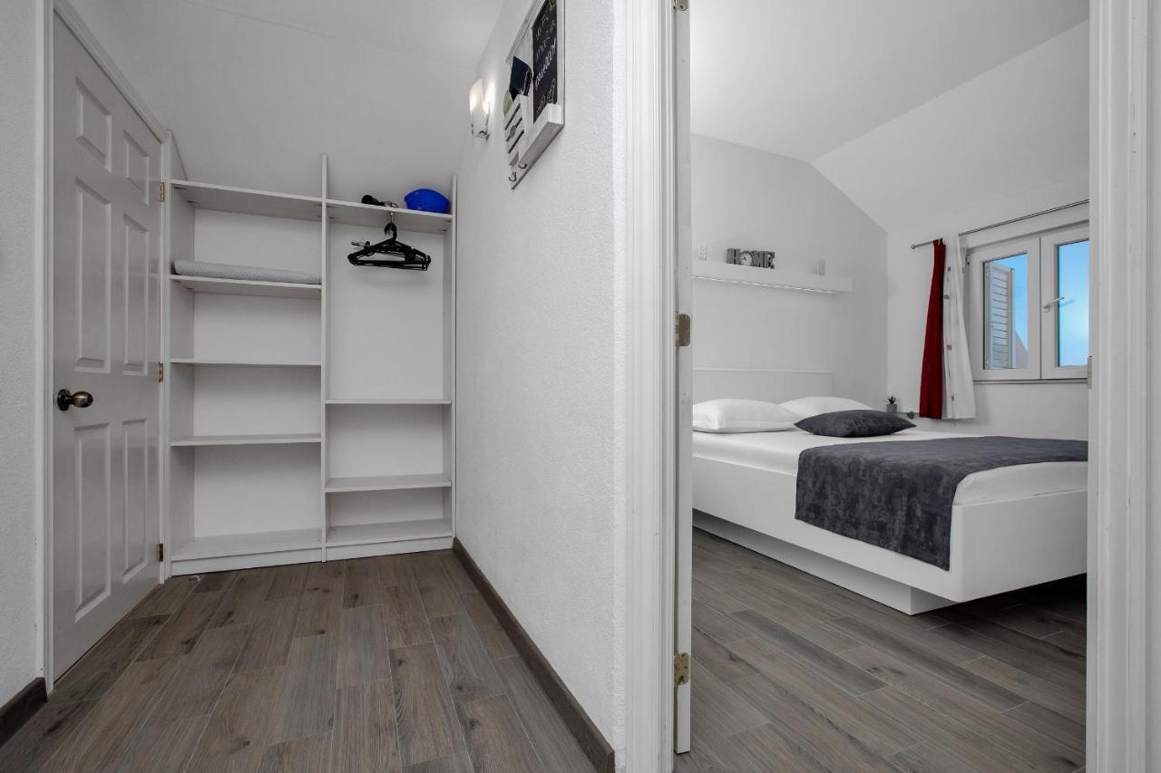 Apartments By The Sea Drasnice, Makarska - 2581 Zewnętrze zdjęcie
